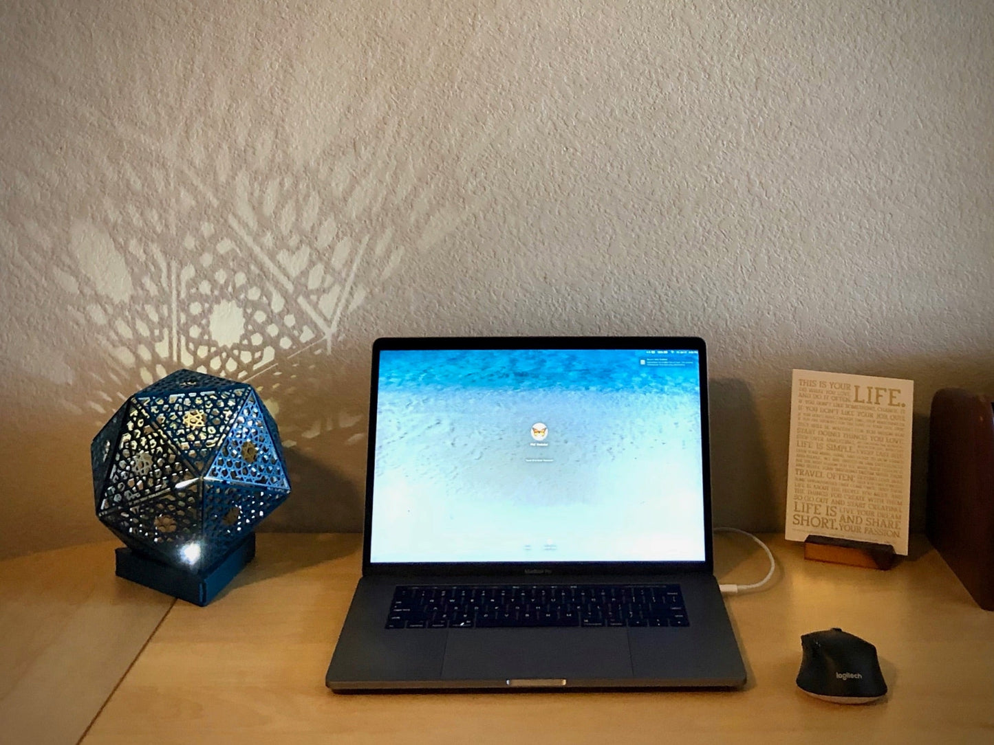 Jaalihedra™ Lamp "Hex"