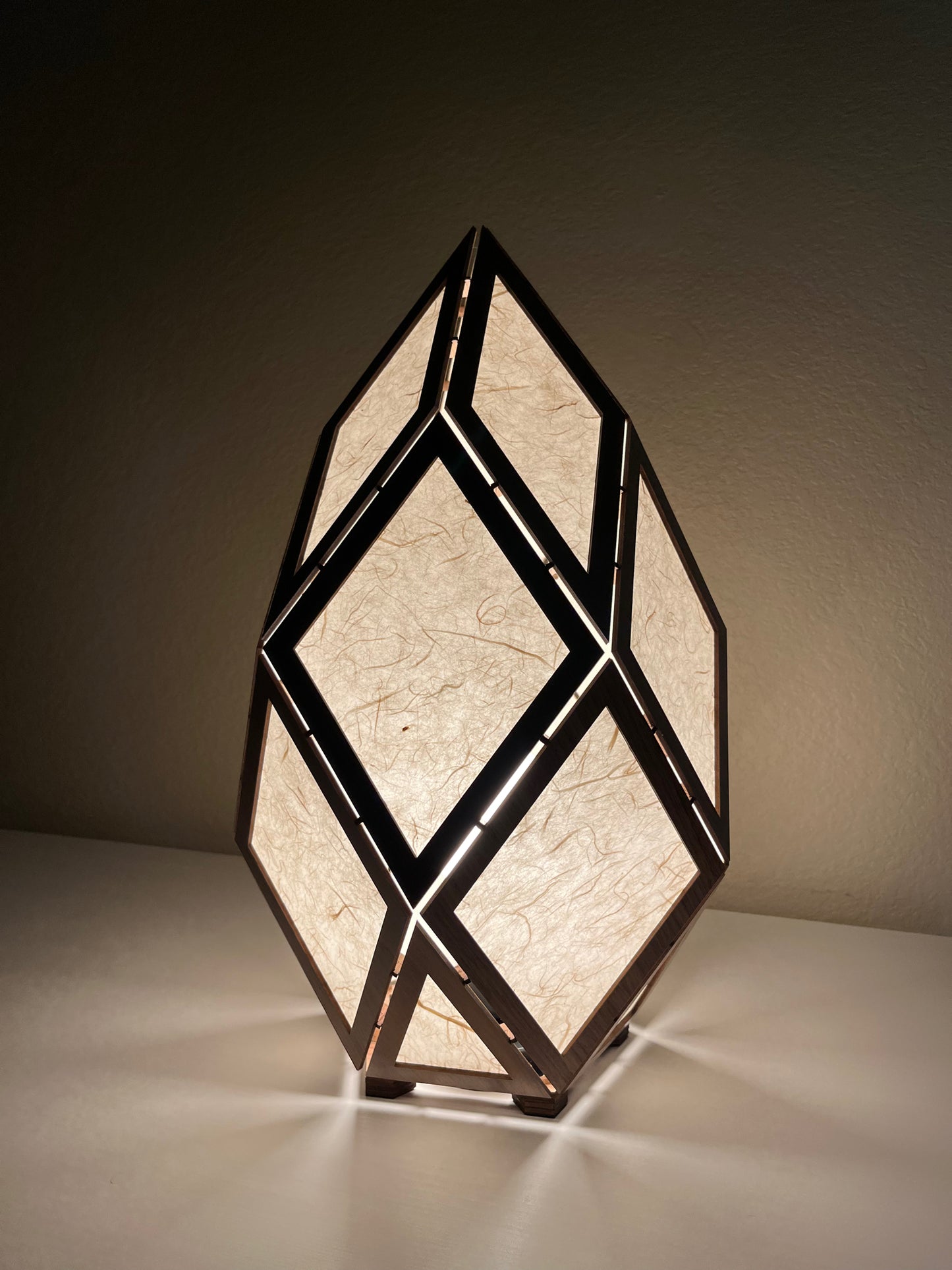 Jewel Lamp "Topaz T" - Walnut