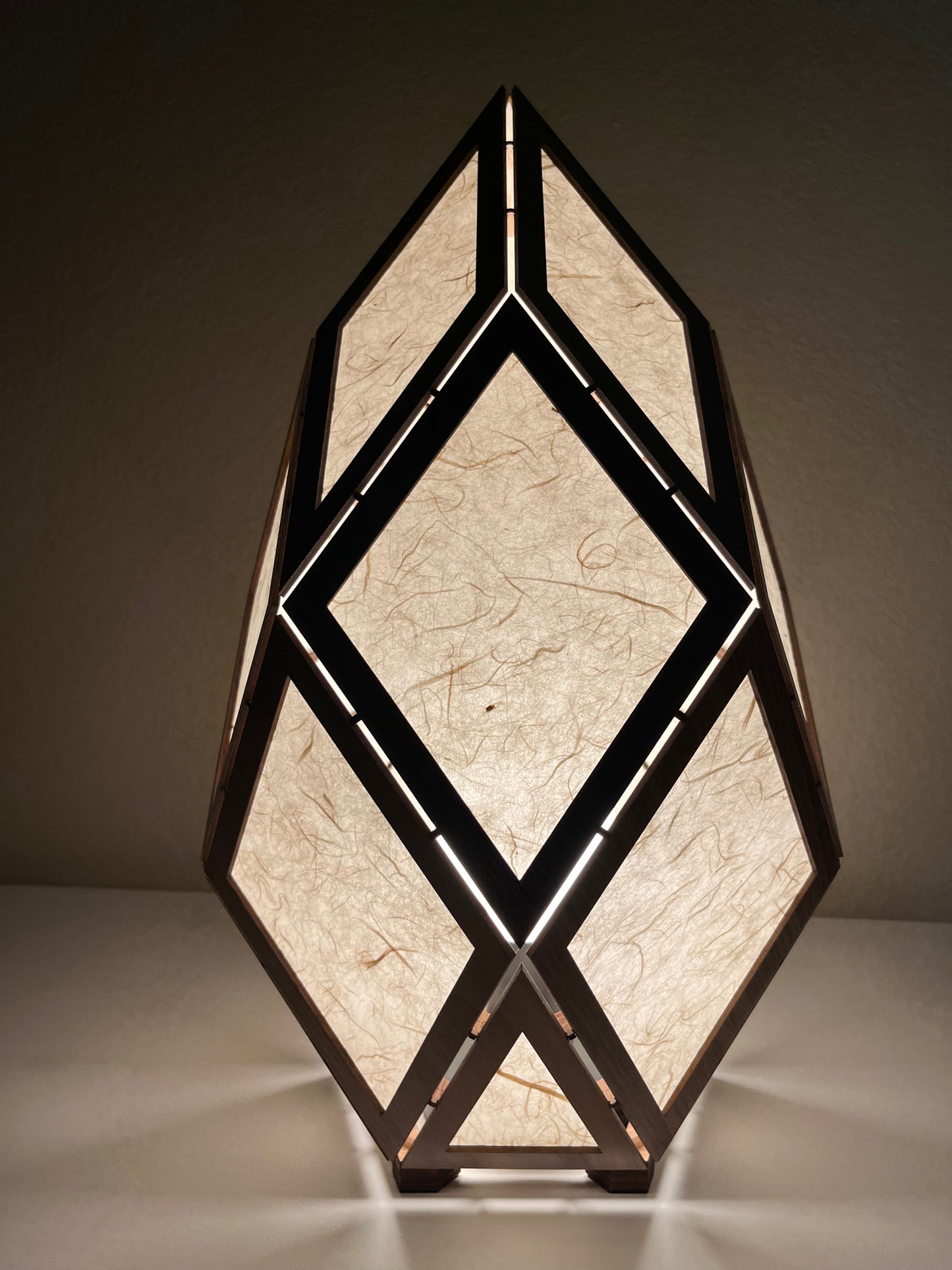 Jewel Lamp "Topaz T" - Walnut